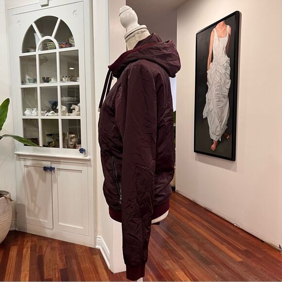 Dolce Gabbana Burgundy Hooded Jacket - Picture 2 of 6